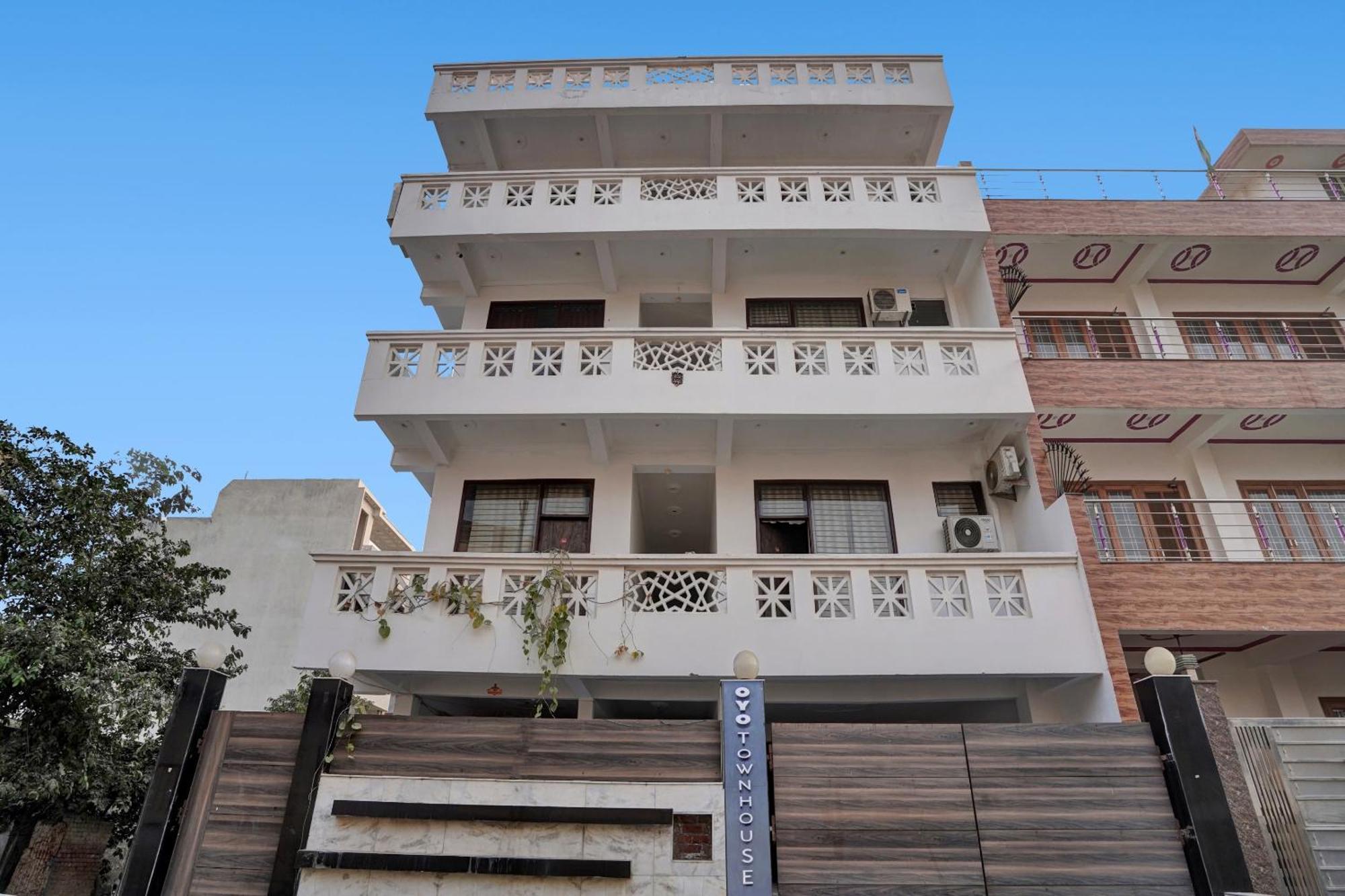 מלון נוידה Collection O Samira Residency Near Botanic Garden Of Indian Republic מראה חיצוני תמונה